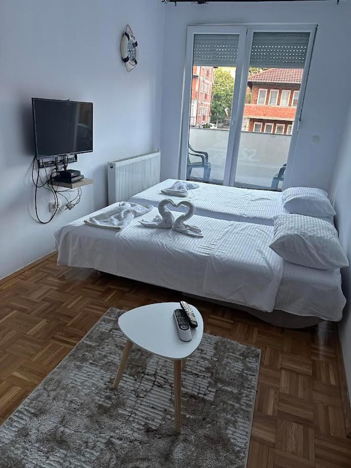 Apartment Guri Pristina Exterior foto
